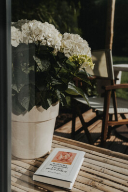 Mit meiner Branding Fotografie helfe ich dir, deine Marke sichtbar zu machen und deine Zielgruppe gezielt anzusprechen.