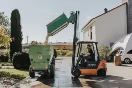 Nachhaltige Arbeit im Weinberg für die Weinmarke HORIZN29 