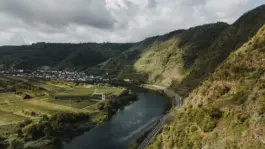 Professionelle Unternehmensfotografie in der Weinproduktion