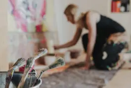 Künstlerin Tina Paulus im Portrait, aufgenommen für eine SPIEGEL-Sonderausgabe.